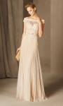 Długa suknia z koronkową górą i plisowanym dołem w kolorze waniliowym