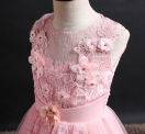 Komunijna długa sukienka z kwiatkami 3D - 831