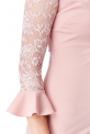 Elegancka sukienka w kolorze pudrowego różu