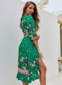 Zielona sukienka letnia w kwiaty