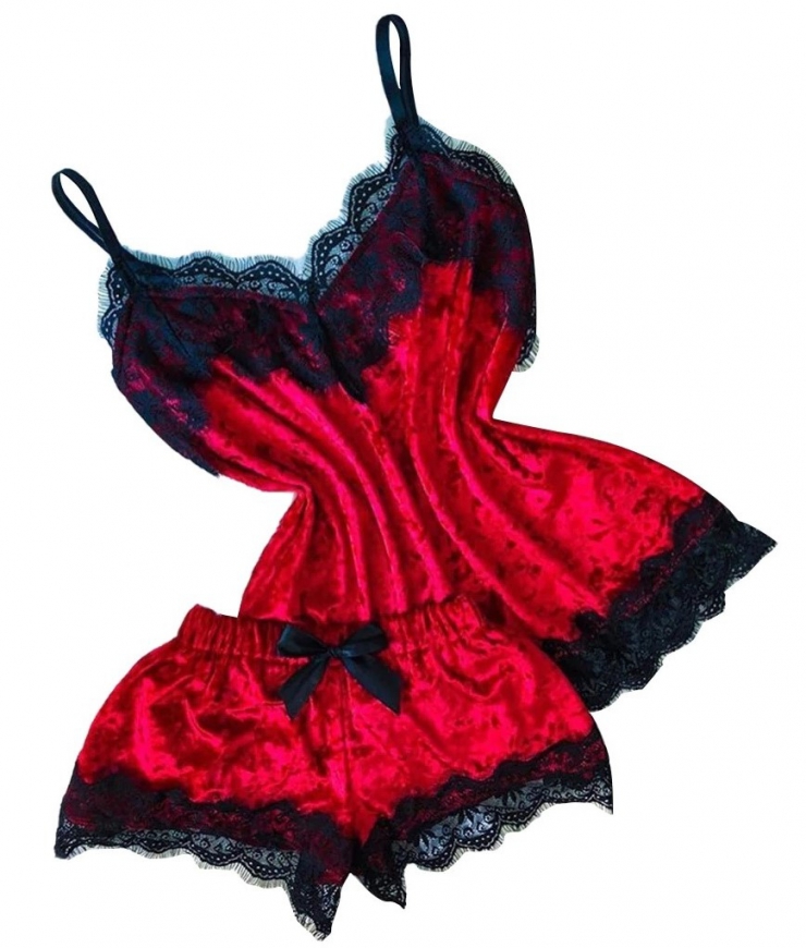 Czerwona welurowa piżamka damska 104