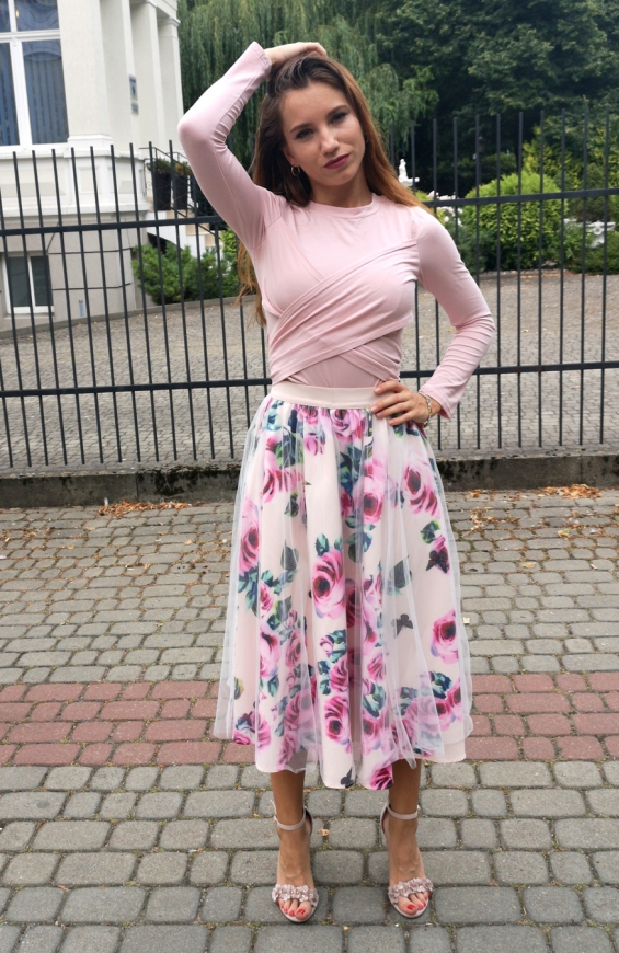 Komplet damski spódnica w kwiaty i bluzka, pastelowo purowy różowy