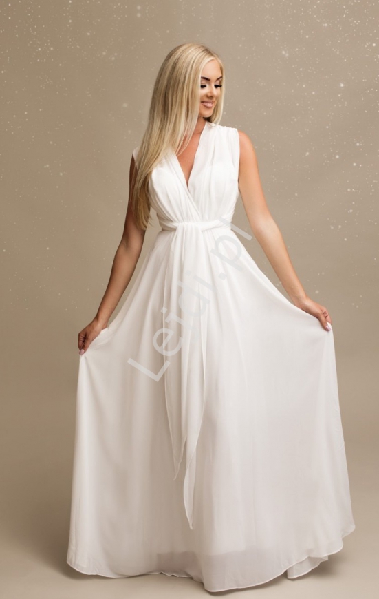 Szyfonowa sukienka ślubna w kolorze białym z wiązaniem na wiele sposobów