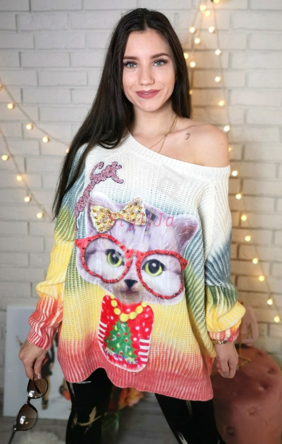Kolorowy sweterek z kotem i choinką, zdobiony kryształkami