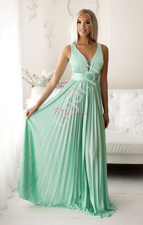 Satynowa sukienka plisowana w kolorze zielone jabłuszko 2247
