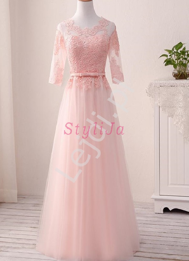 Jasno różowa sukienka wieczorowa na wesele