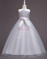 Biała tiulowa sukienka komunijna z granatowym haftem