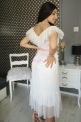 Biała sukienka letnia w groszki, Tiana